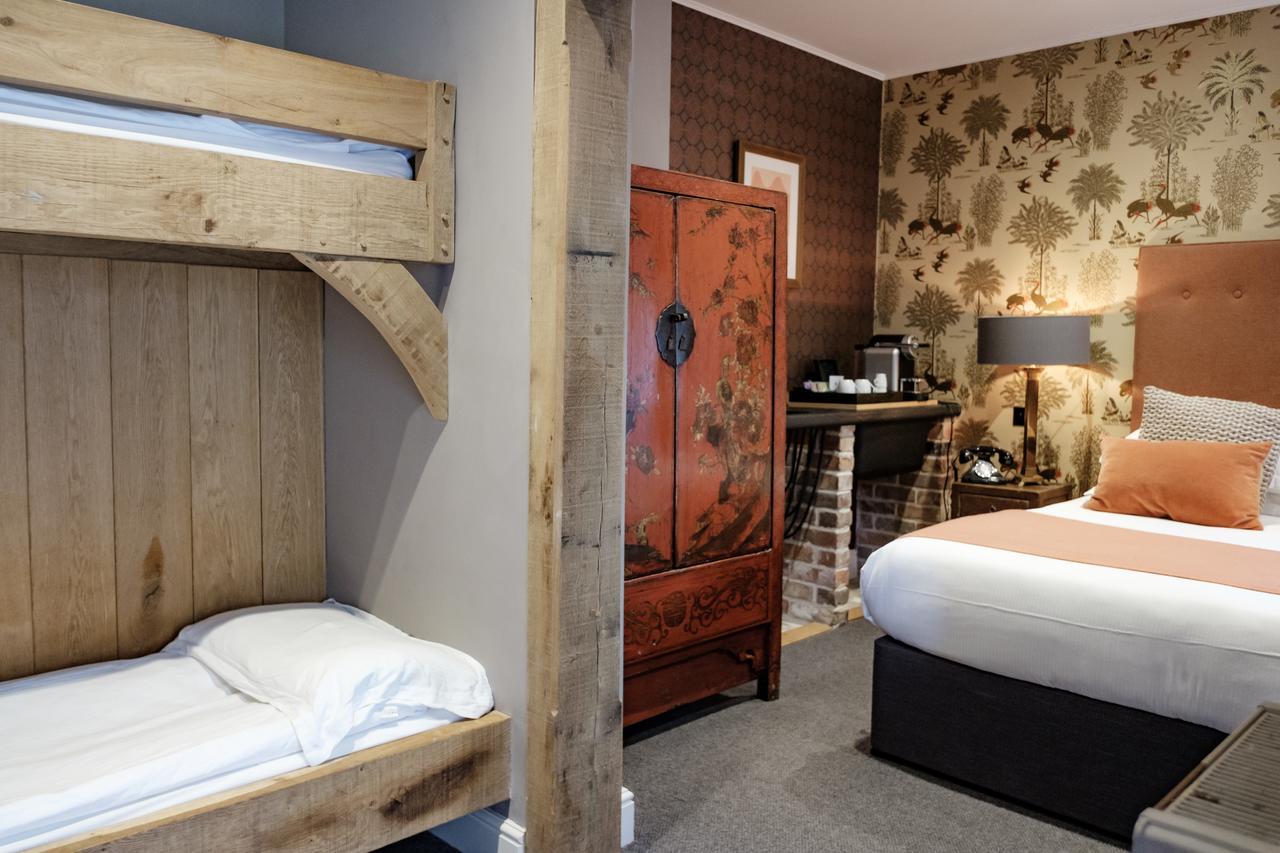 The Bull Hotel Bridport Dış mekan fotoğraf