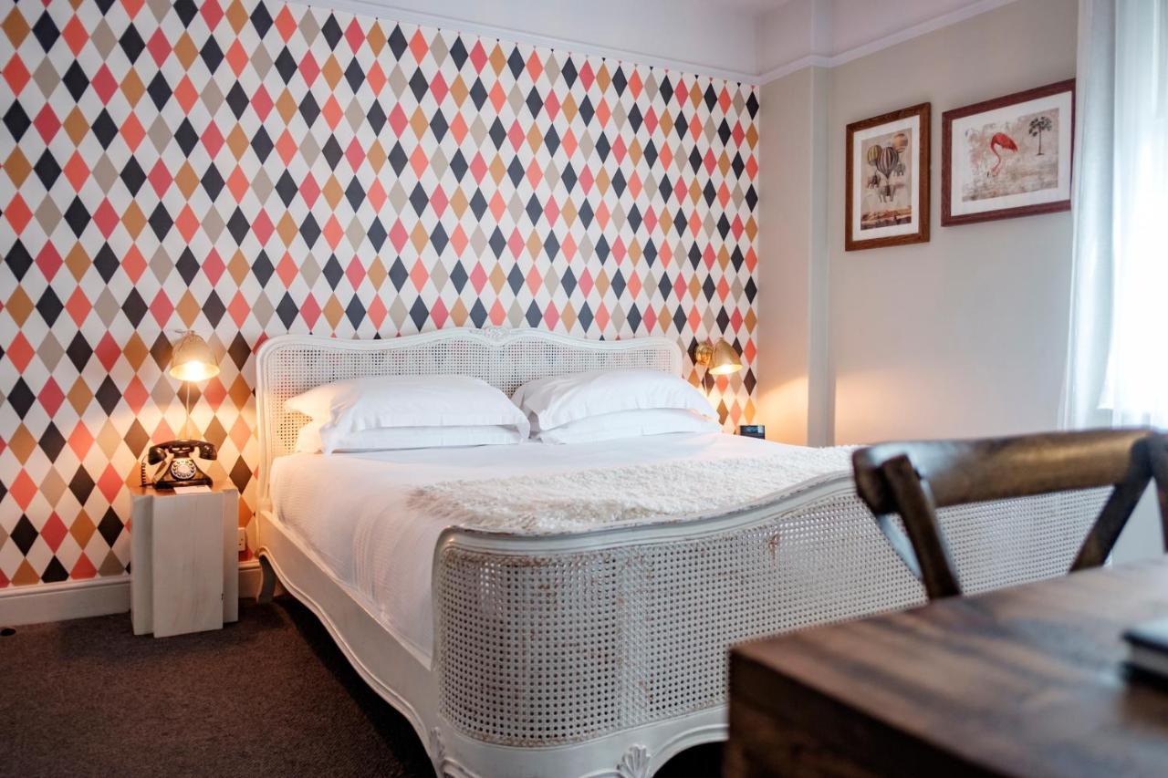 The Bull Hotel Bridport Dış mekan fotoğraf