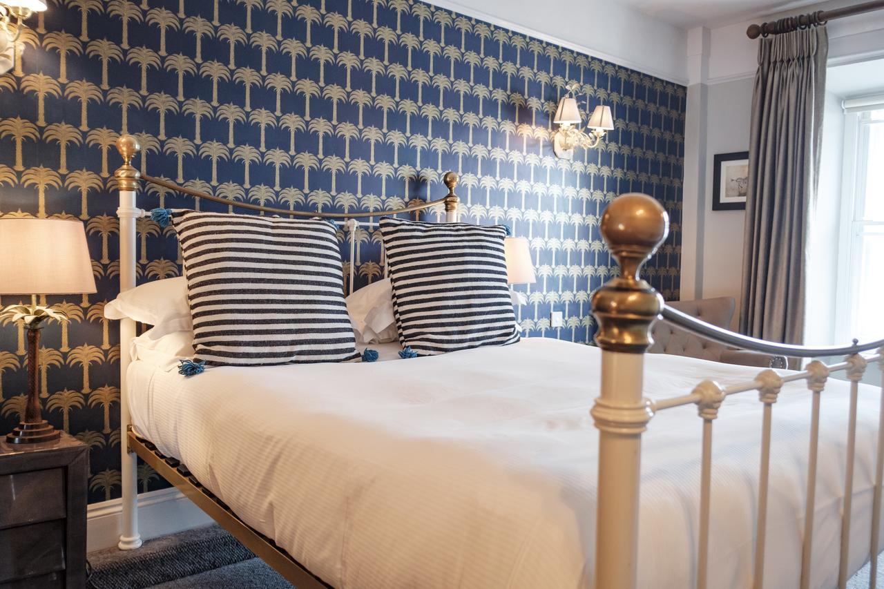 The Bull Hotel Bridport Dış mekan fotoğraf