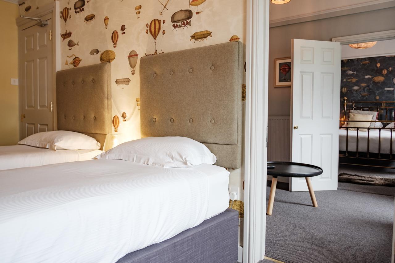 The Bull Hotel Bridport Dış mekan fotoğraf