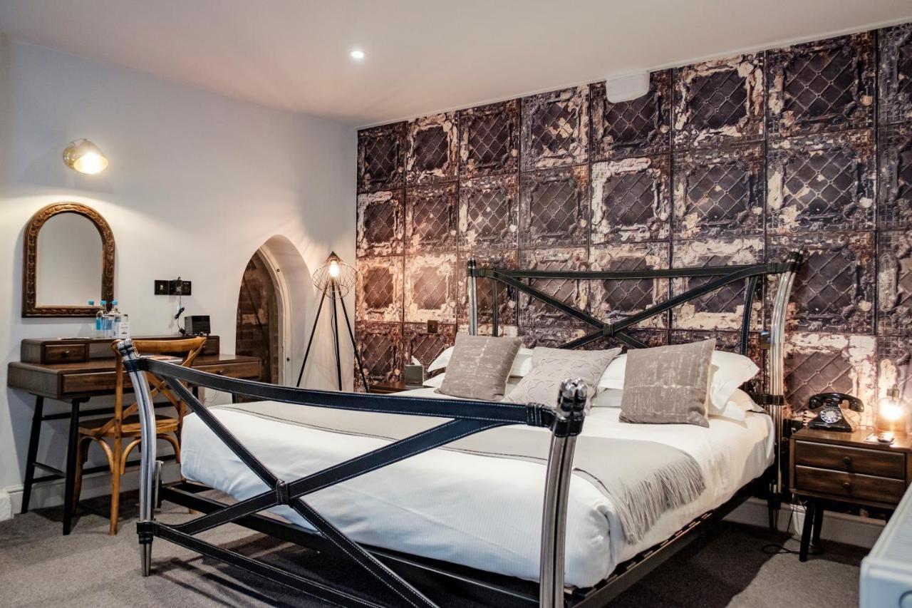 The Bull Hotel Bridport Dış mekan fotoğraf