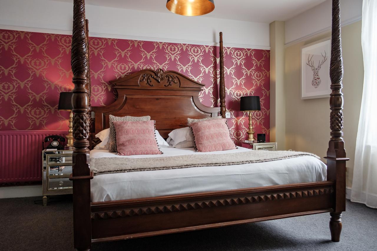 The Bull Hotel Bridport Dış mekan fotoğraf