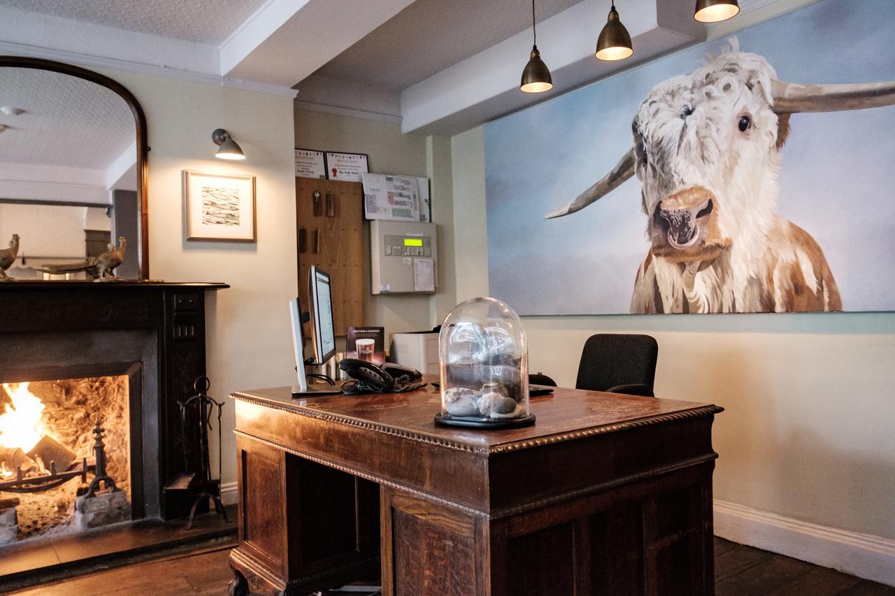 The Bull Hotel Bridport Dış mekan fotoğraf