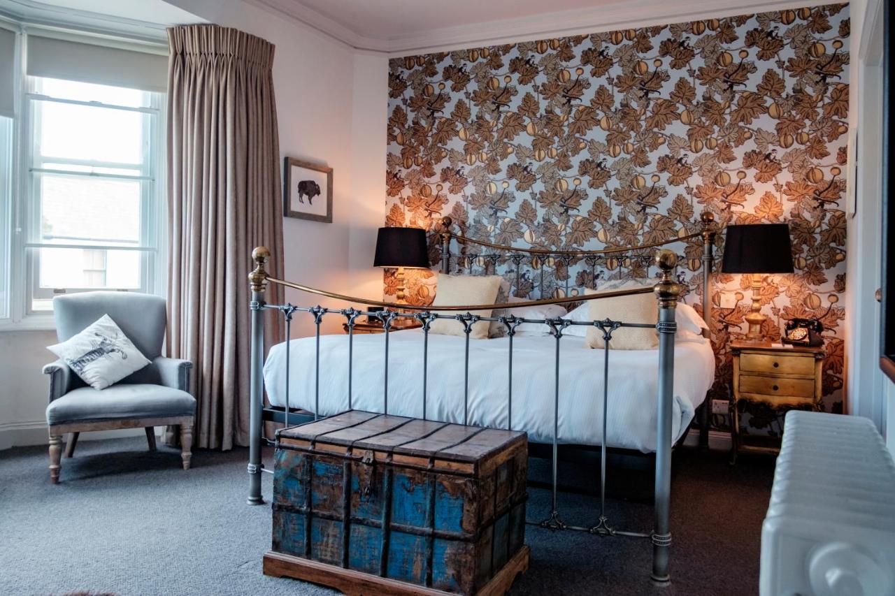 The Bull Hotel Bridport Dış mekan fotoğraf