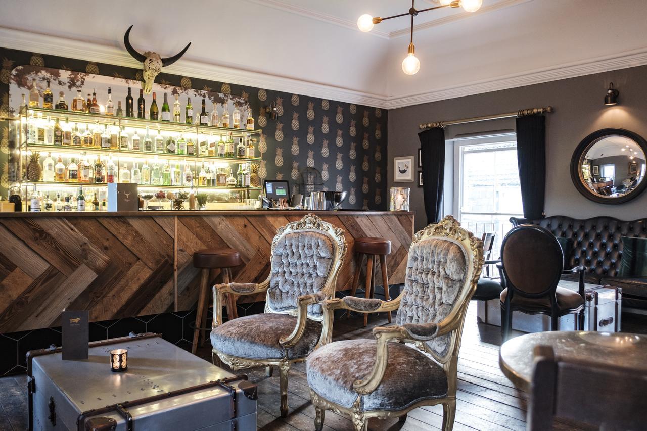 The Bull Hotel Bridport Dış mekan fotoğraf